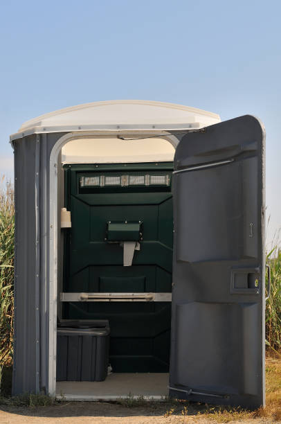 Affordable portable toilet rental in Dryden, MI